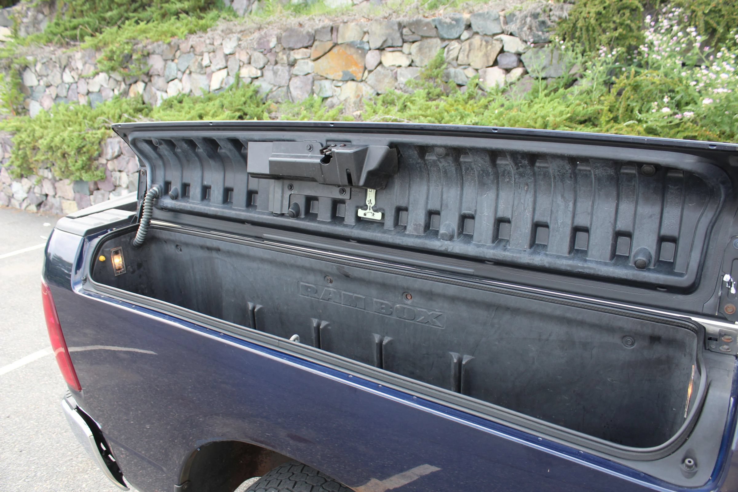 Used 2015 RAM 1500 Express AWD/4WD image 36
