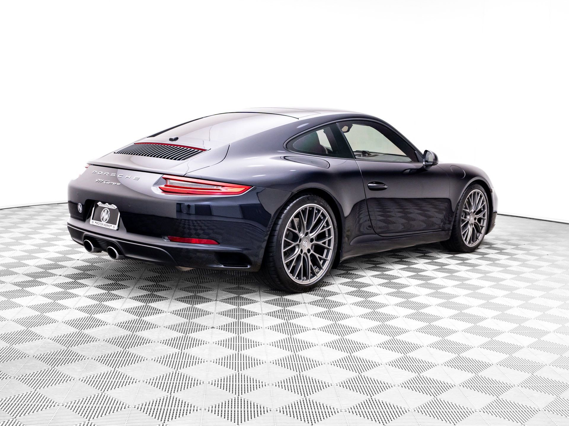Certified 2017 Porsche 911 Carrera RWD image 8