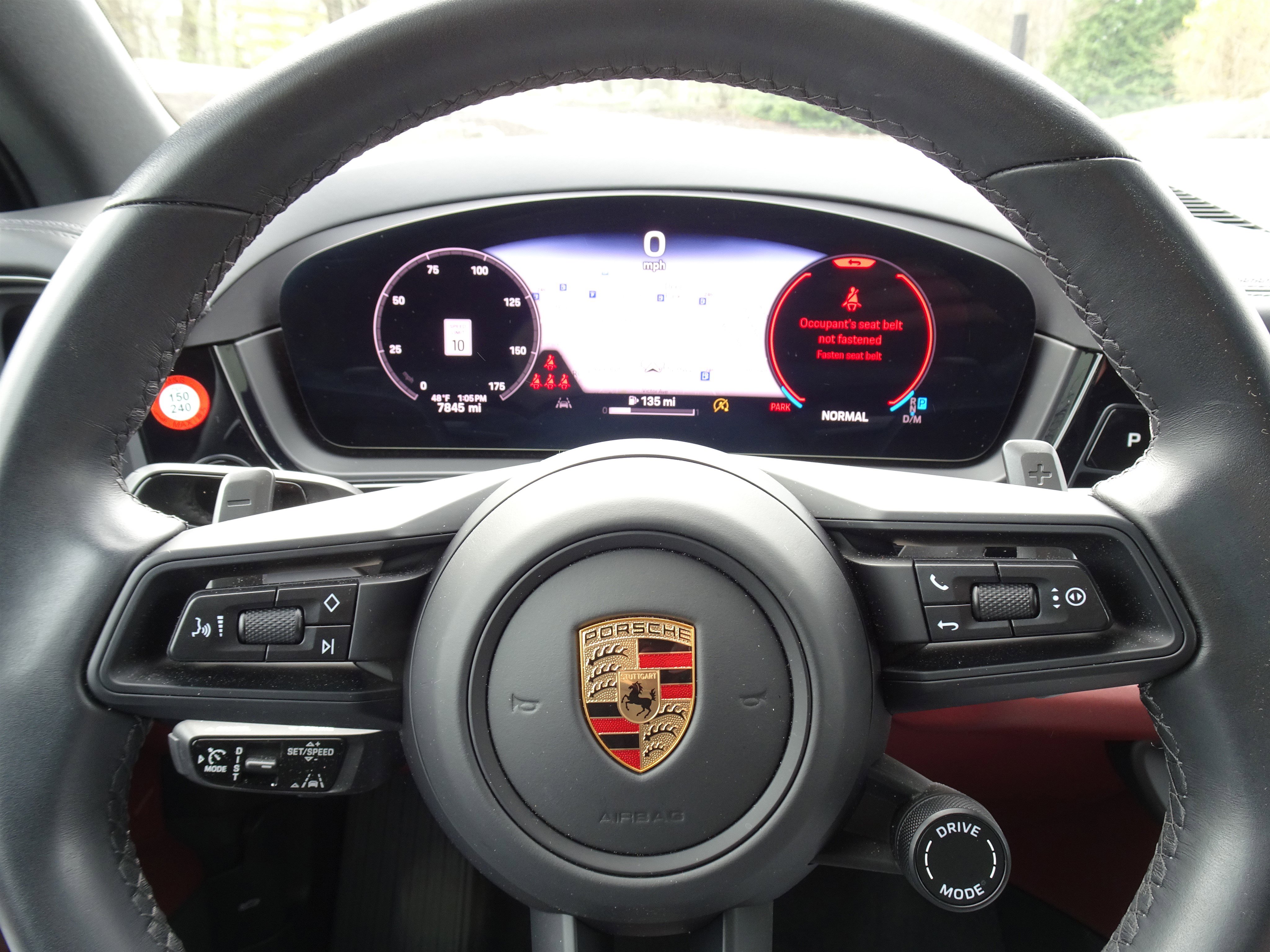 Used 2024 Porsche Cayenne image 32