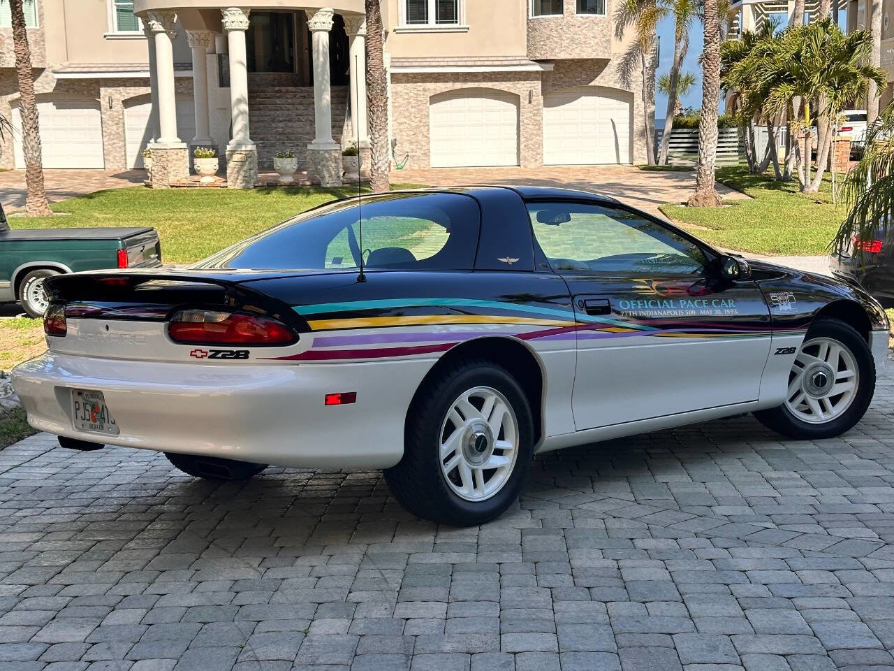 Used 1993 Chevrolet Camaro Z28 RWD image 5