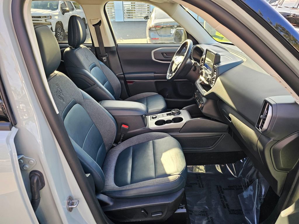 Used 2023 Ford Bronco Sport Outer Banks w/ Tech Package image 11