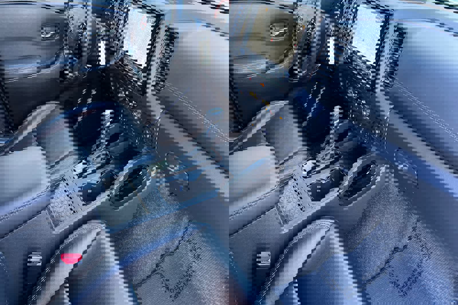 Used 2022 Nissan Frontier Pro-X w/ Pro-X Premium Package image 15