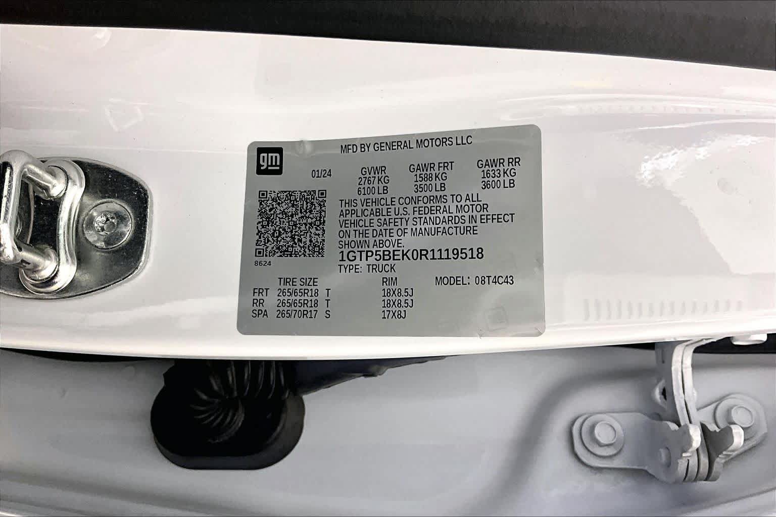 Used 2024 GMC Canyon Elevation w/ Elevation Premium Package RWD image 32