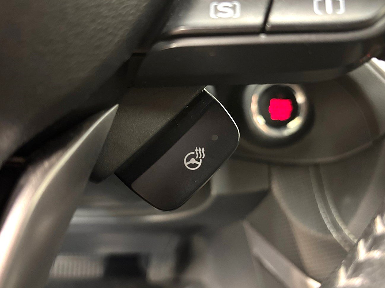 Used 2019 Subaru Forester Limited AWD/4WD image 34