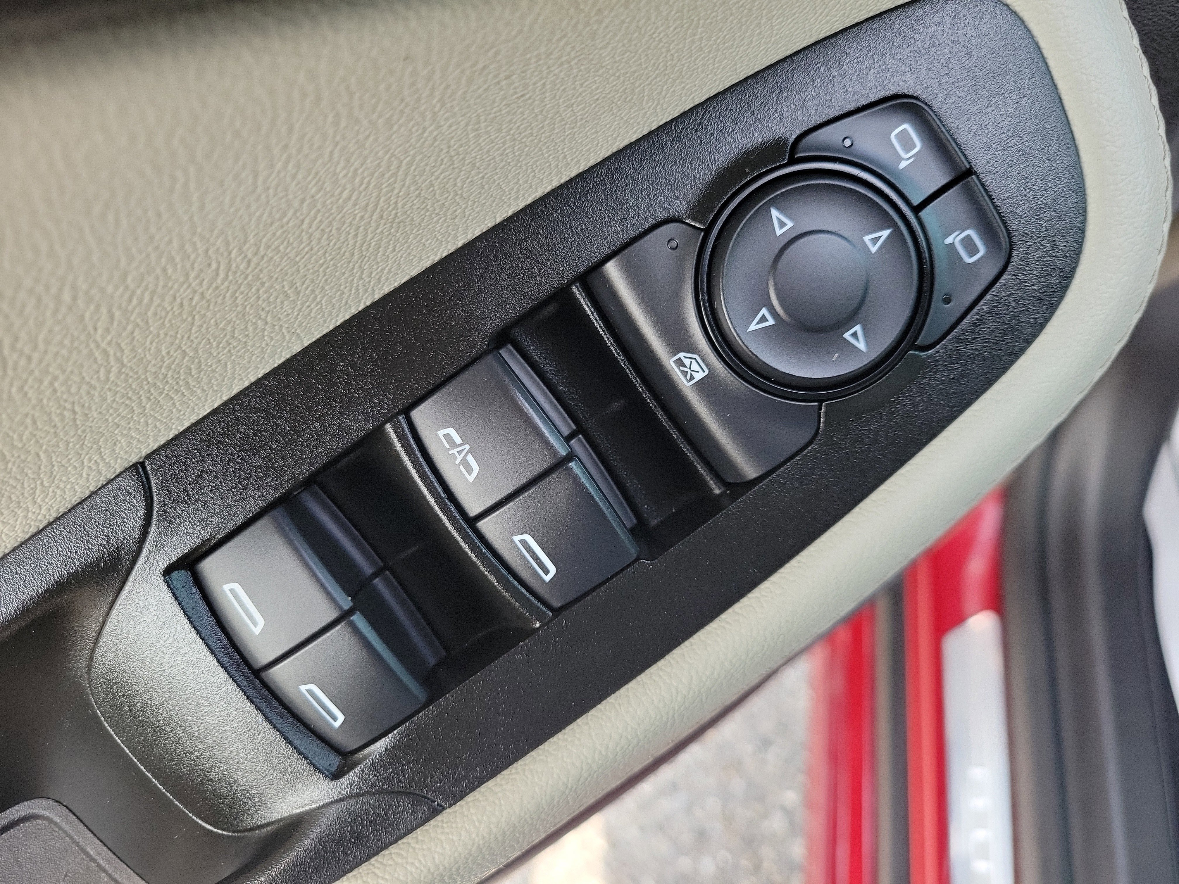 Certified 2021 Buick Encore GX Essence w/ Advanced Technology Package image 17