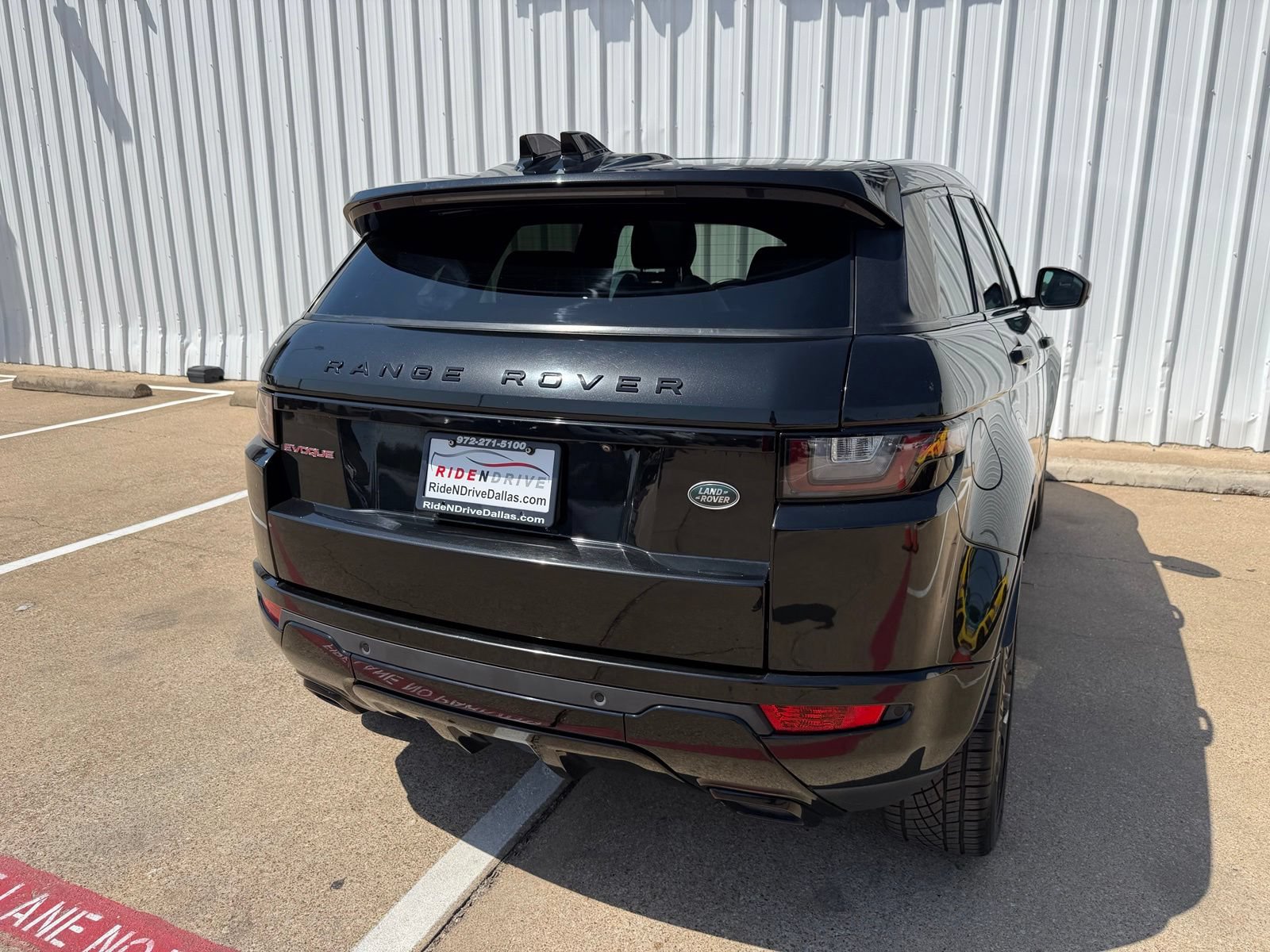 Used 2019 Land Rover Range Rover Evoque HSE Dynamic AWD/4WD image 6
