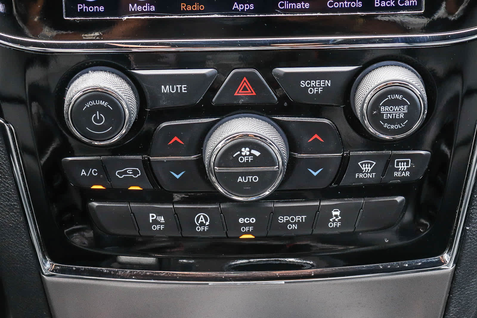 Used 2019 Jeep Grand Cherokee Limited RWD image 20