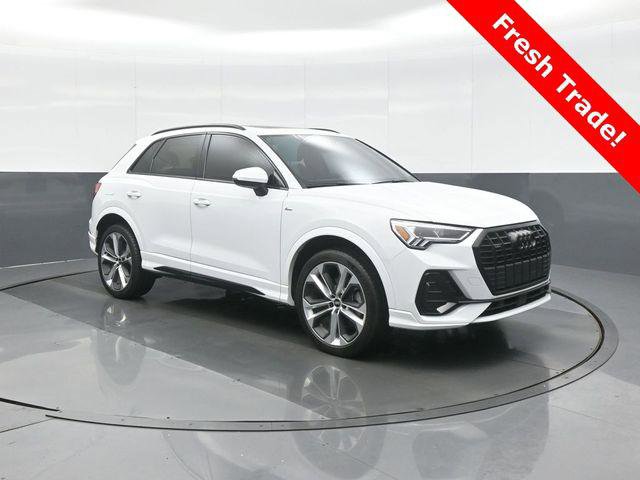 Used 2022 Audi Q3 2.0T Premium Plus w/ Premium Plus Package image 1
