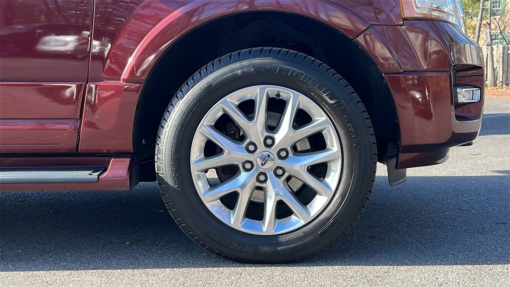 Used 2017 Ford Expedition Limited image 9