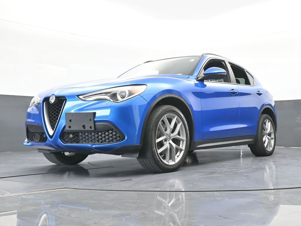 Used 2018 Alfa Romeo Stelvio Ti Sport image 56