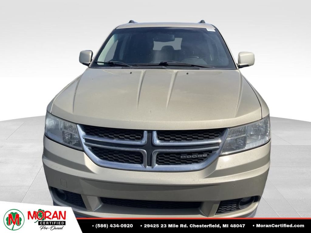 Used 2011 Dodge Journey Crew FWD image 2