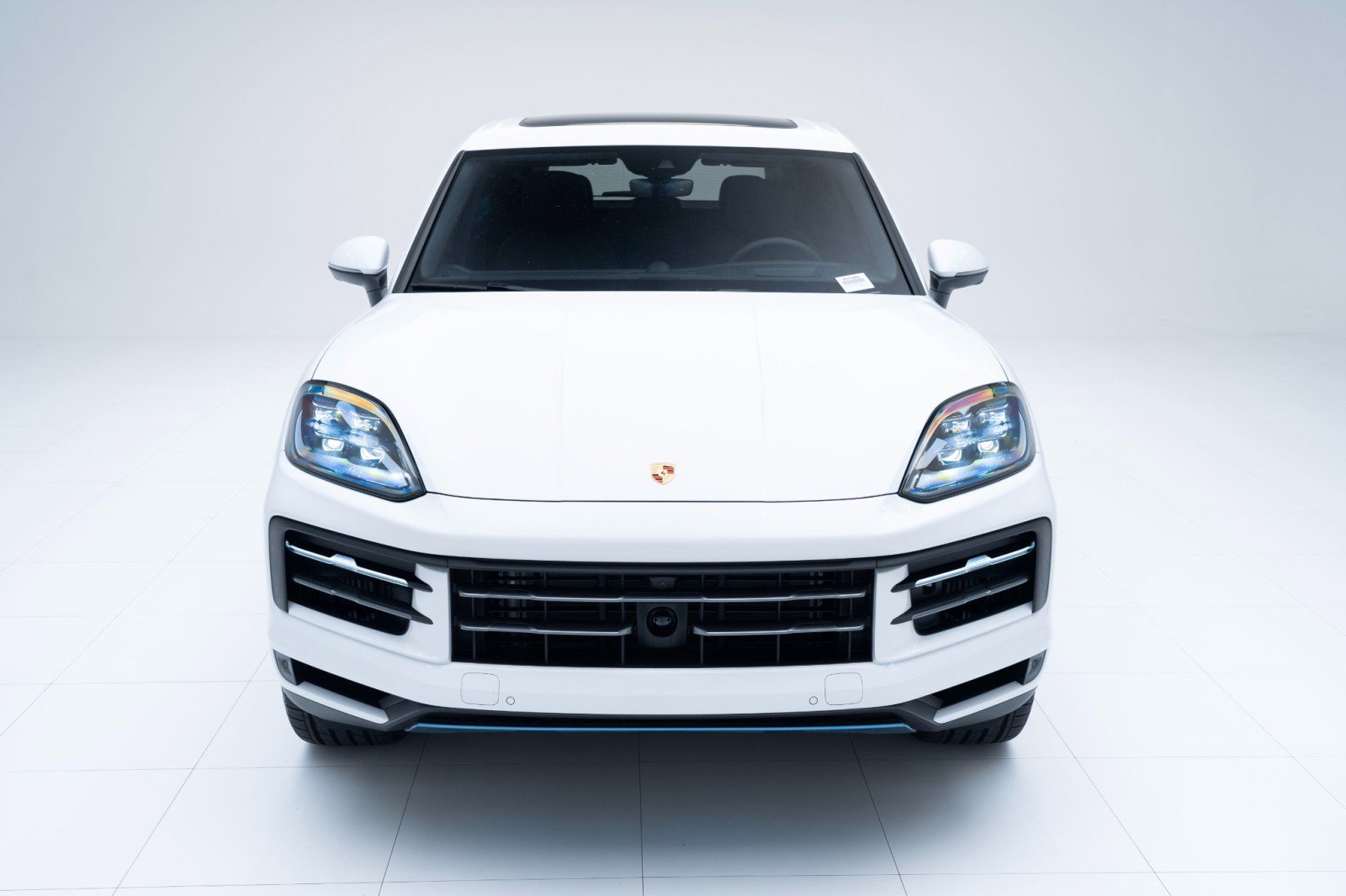 Certified 2025 Porsche Cayenne E-Hybrid image 6