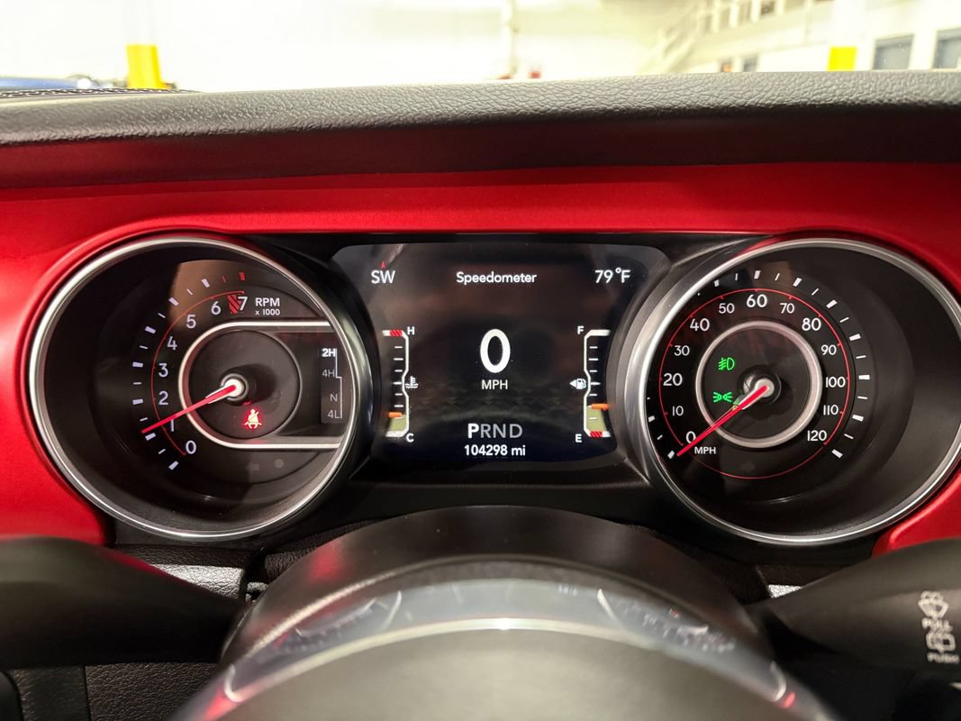Used 2021 Jeep Wrangler Unlimited Rubicon AWD/4WD image 19