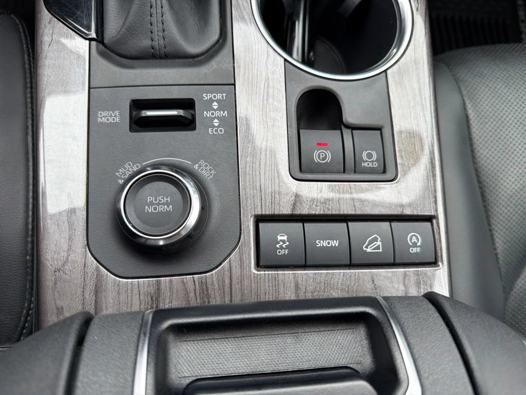 Used 2020 Toyota Highlander Limited AWD/4WD image 21