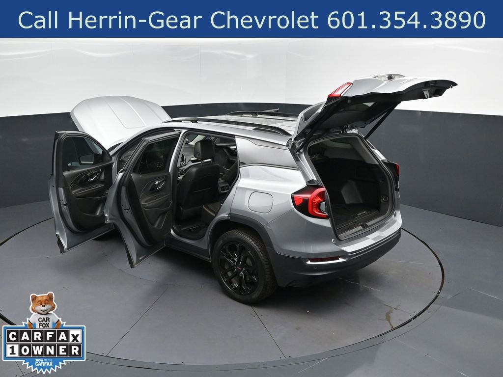 Used 2023 GMC Terrain AT4 w/ Infotainment Package II AWD/4WD image 2