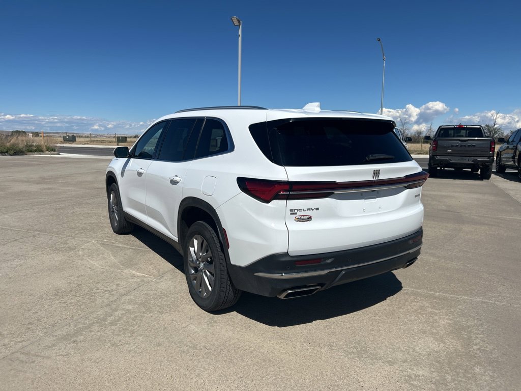 Used 2026 Buick Enclave Preferred AWD/4WD image 3