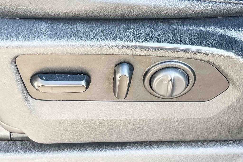 Used 2021 GMC Sierra 2500 SLT w/ SLT Premium Package image 48