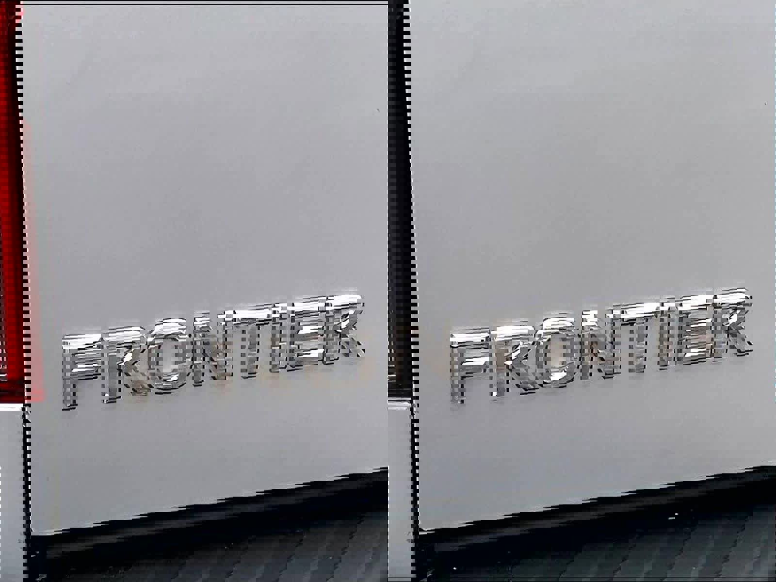 Certified 2021 Nissan Frontier SV image 28