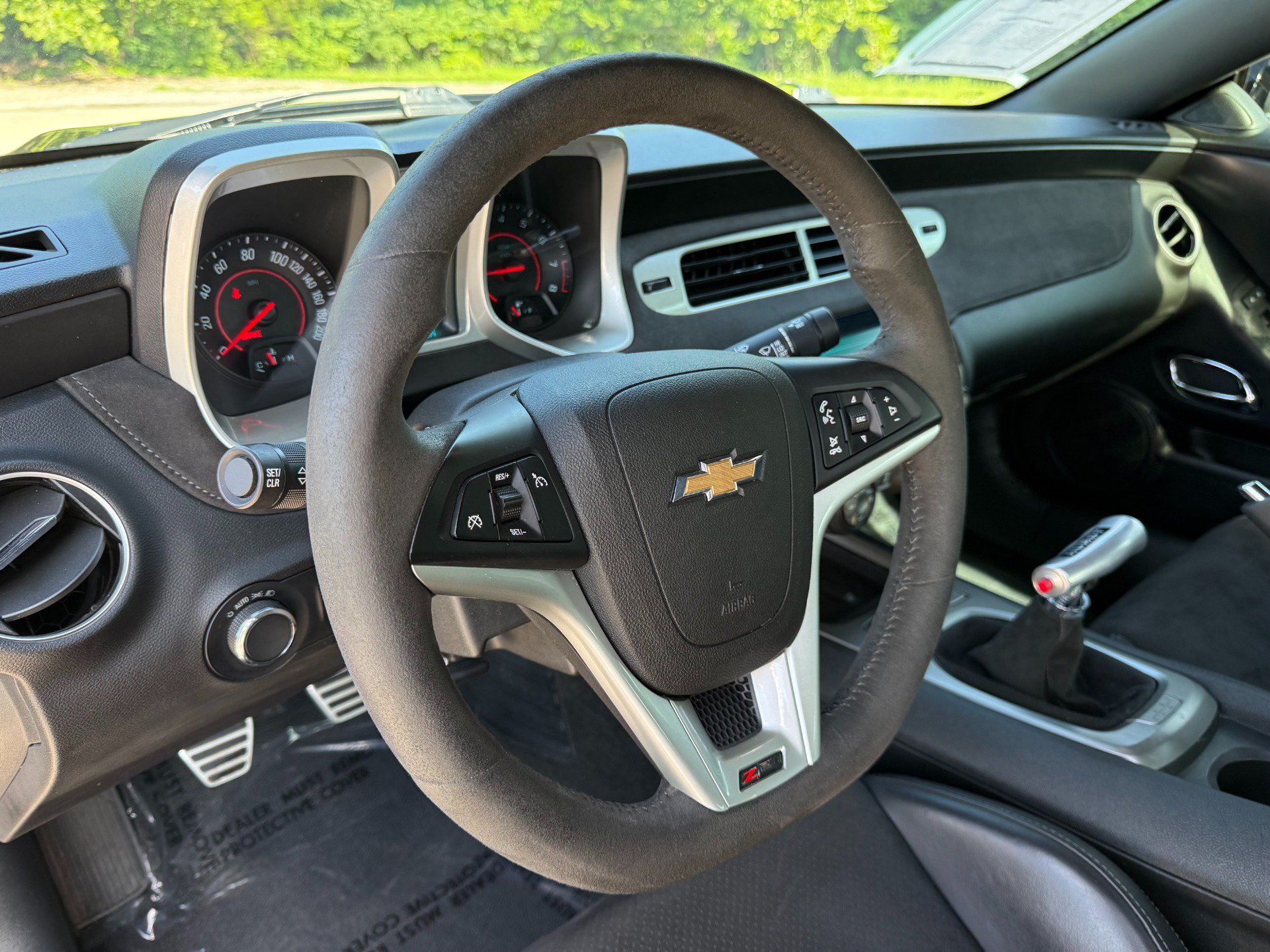 Used 2015 Chevrolet Camaro Z/28 RWD image 10