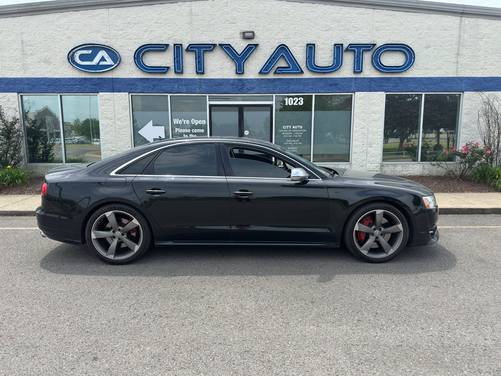 Used 2015 Audi S8 w/ S8 Driver Assistance Package AWD/4WD image 5