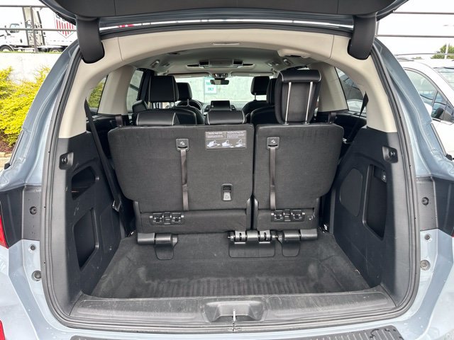Used 2025 Honda Odyssey Elite image 3