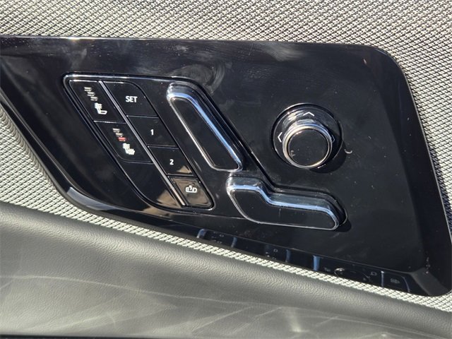 New 2025 Cadillac Optiq Sport 1 image 20