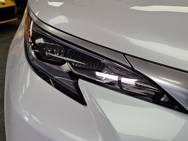 Used 2024 Toyota Sienna Platinum image 8