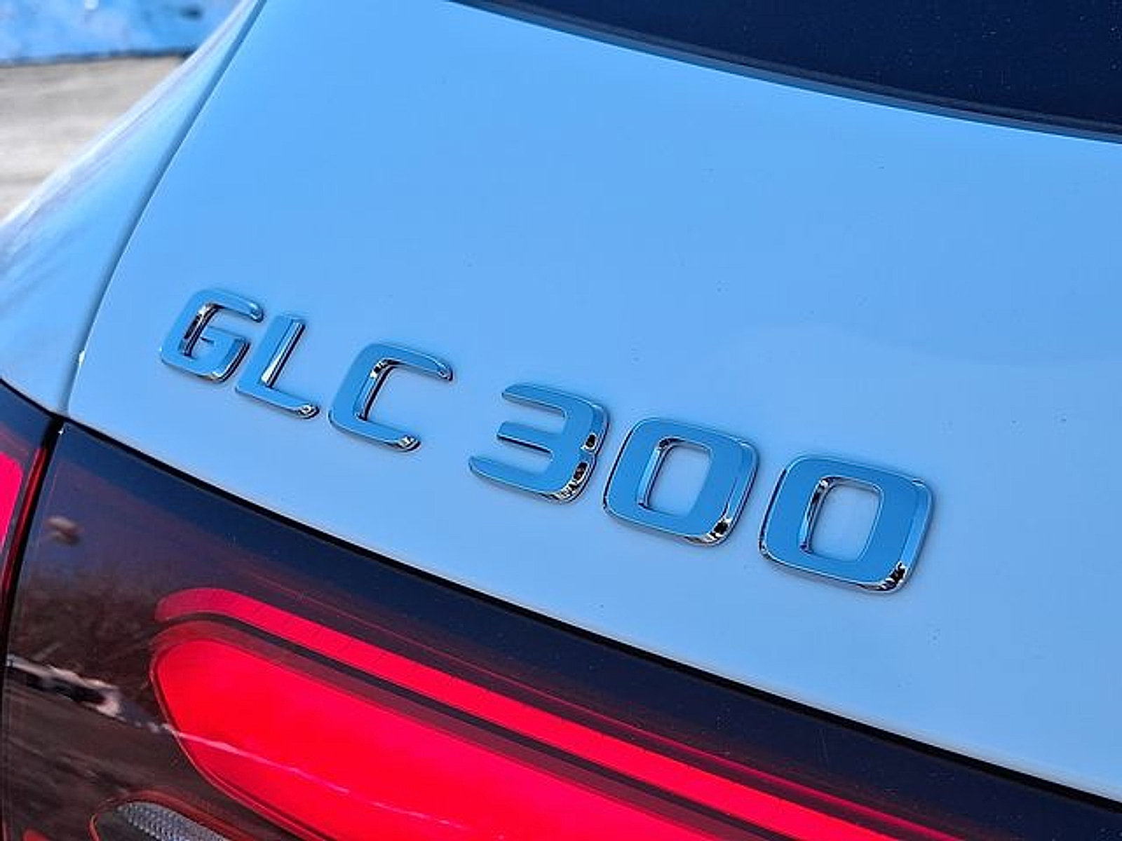 Used 2026 Mercedes-Benz GLC 300 4MATIC image 23