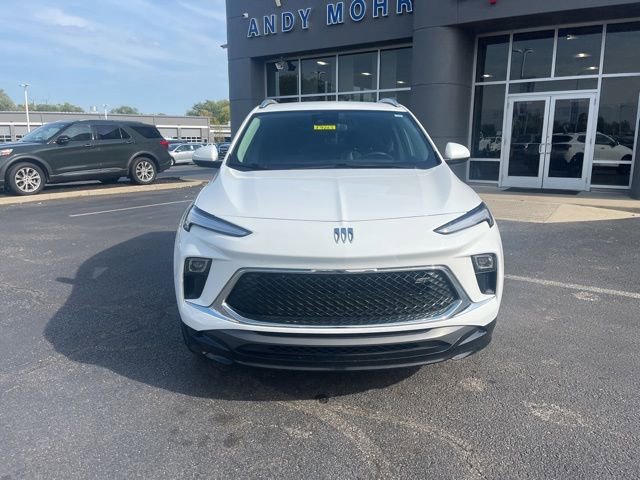 Used 2024 Buick Encore GX Sport Touring w/ Comfort Package image 4