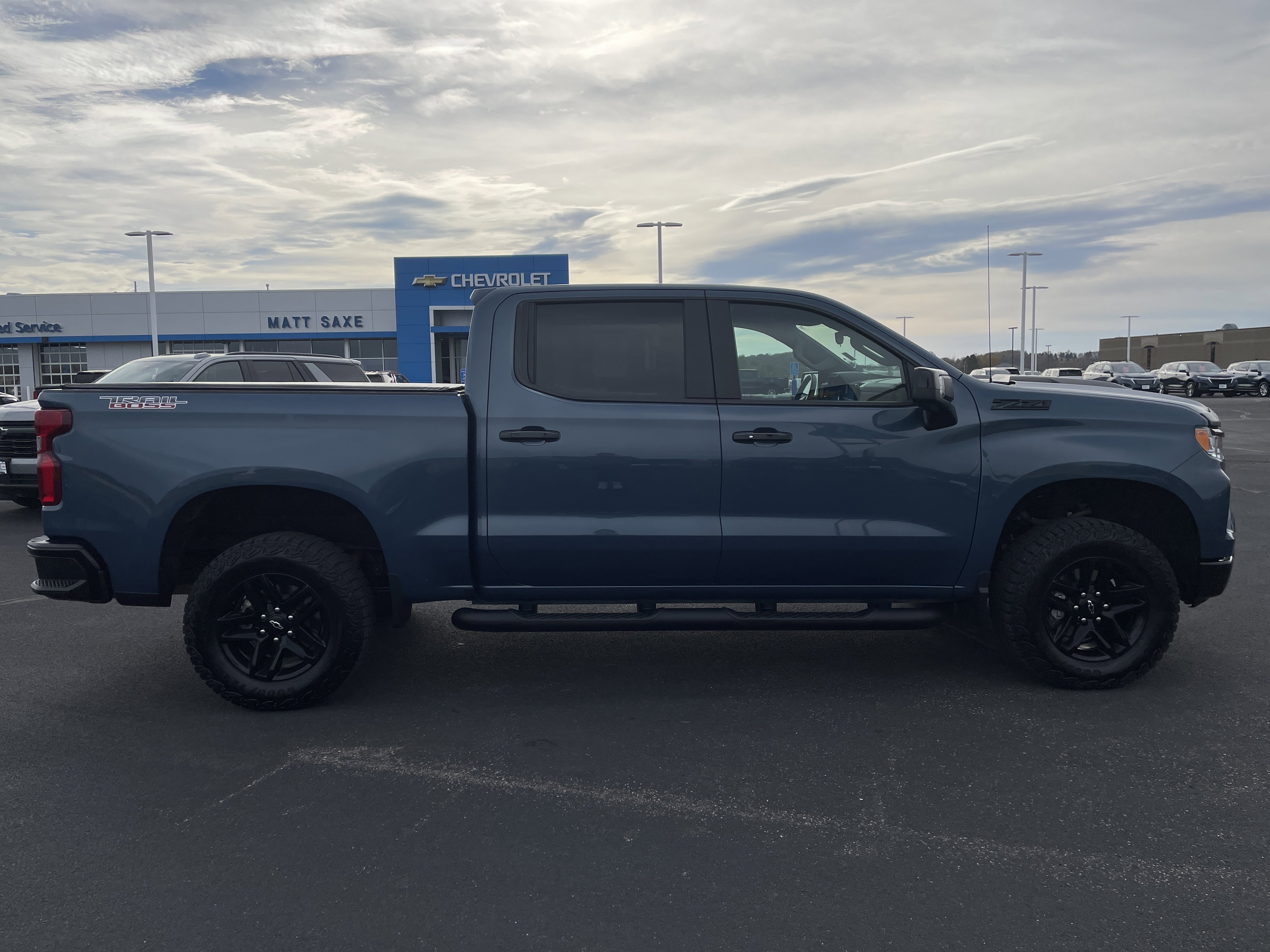 Used 2024 Chevrolet Silverado 1500 LT Trail Boss w/ LT Trail Boss Premium Package image 6