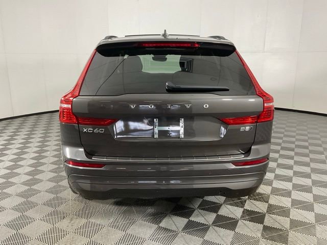 Certified 2023 Volvo XC60 B5 Core w/ Climate Package image 5