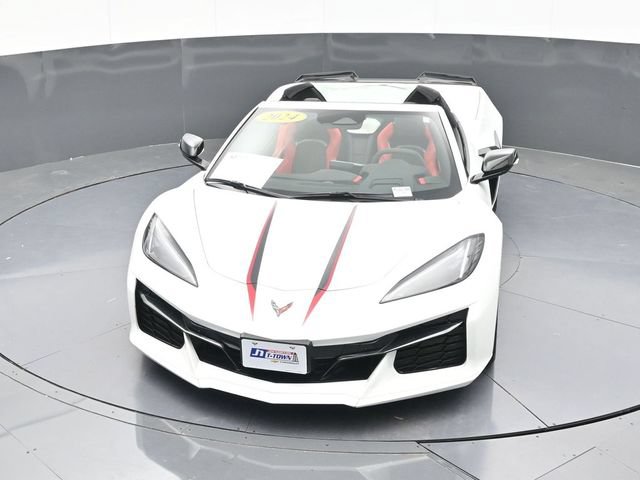 Used 2024 Chevrolet Corvette Z06 RWD image 59