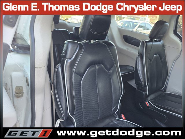 Certified 2024 Chrysler Pacifica Limited image 31