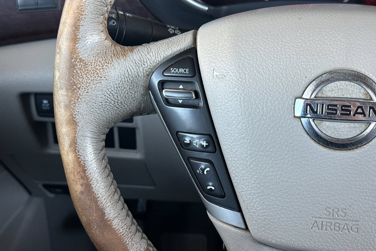 Used 2016 Nissan Quest SV FWD image 31
