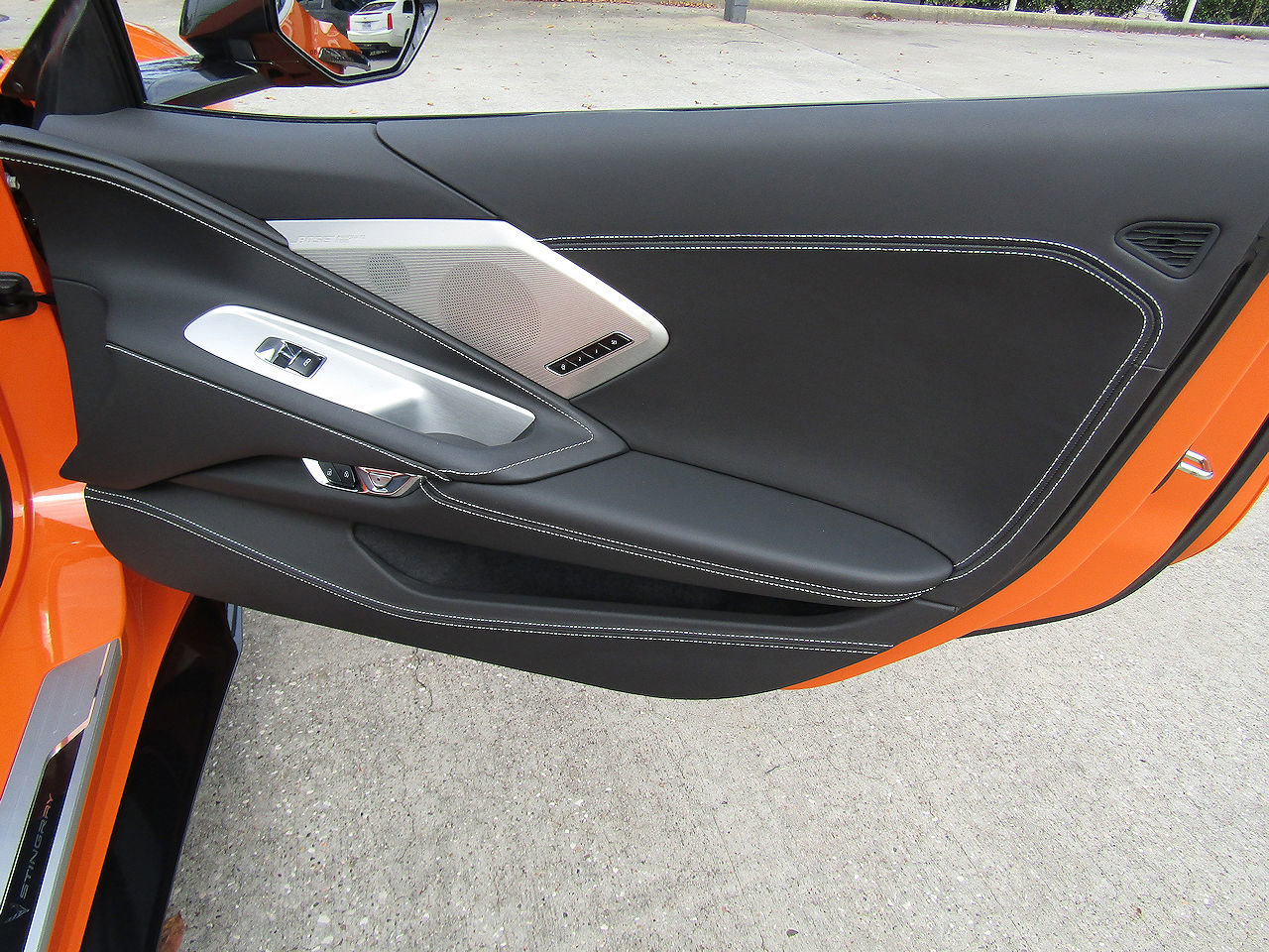 Used 2023 Chevrolet Corvette Stingray Premium Conv w/ Z51 Performance Package image 14