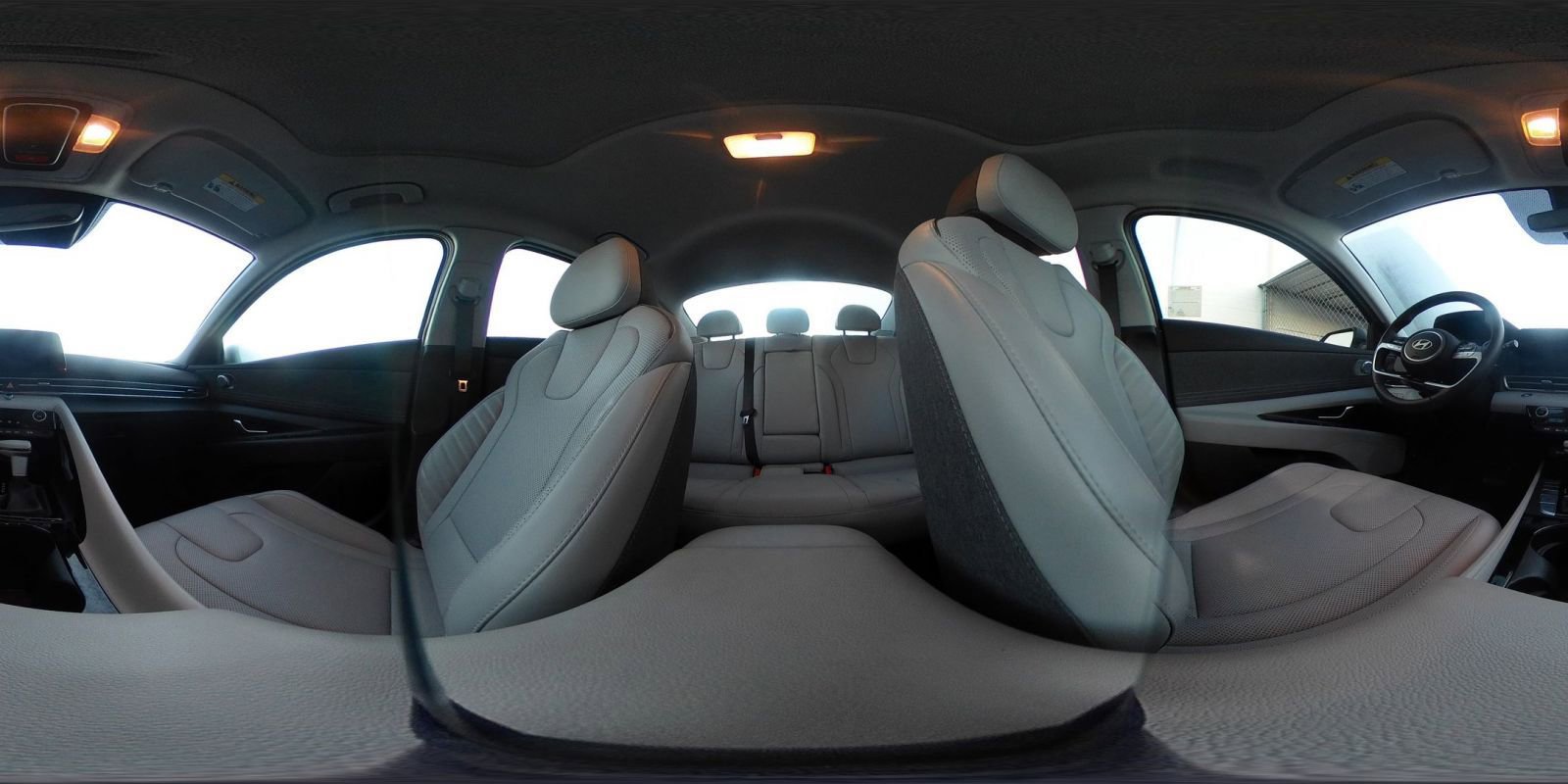 Used 2025 Hyundai Elantra Limited image 43