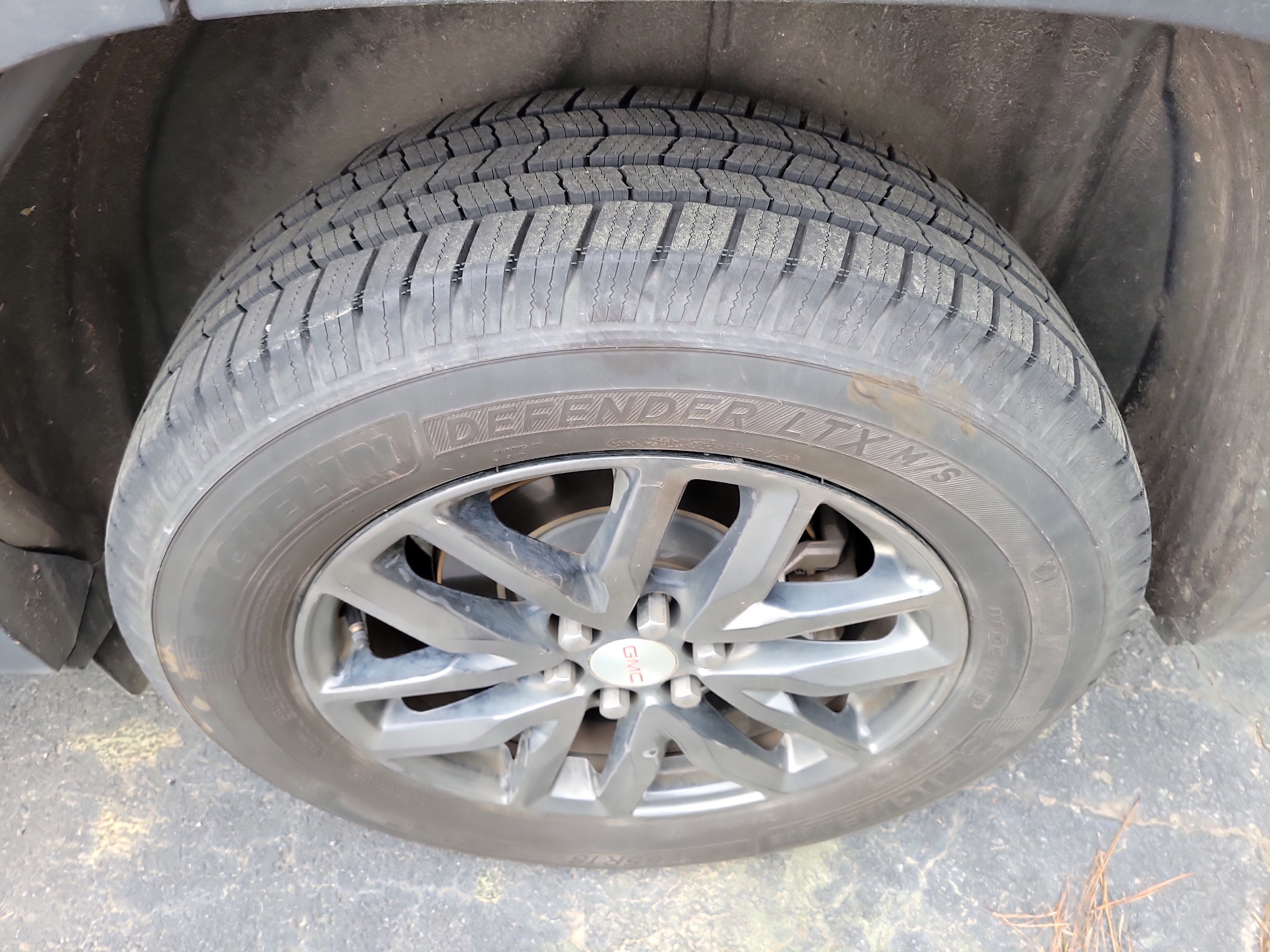 Used 2019 GMC Acadia SLT image 6