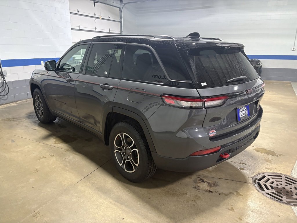 Used 2022 Jeep Grand Cherokee Trailhawk w/ Luxury Tech Group III image 6