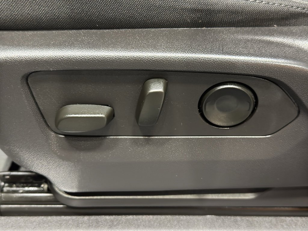 Used 2024 Chevrolet Silverado 1500 RST w/ All Star Edition Plus image 19