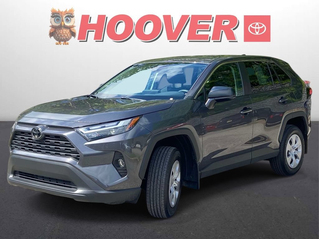 Used 2025 Toyota RAV4 LE FWD image 3