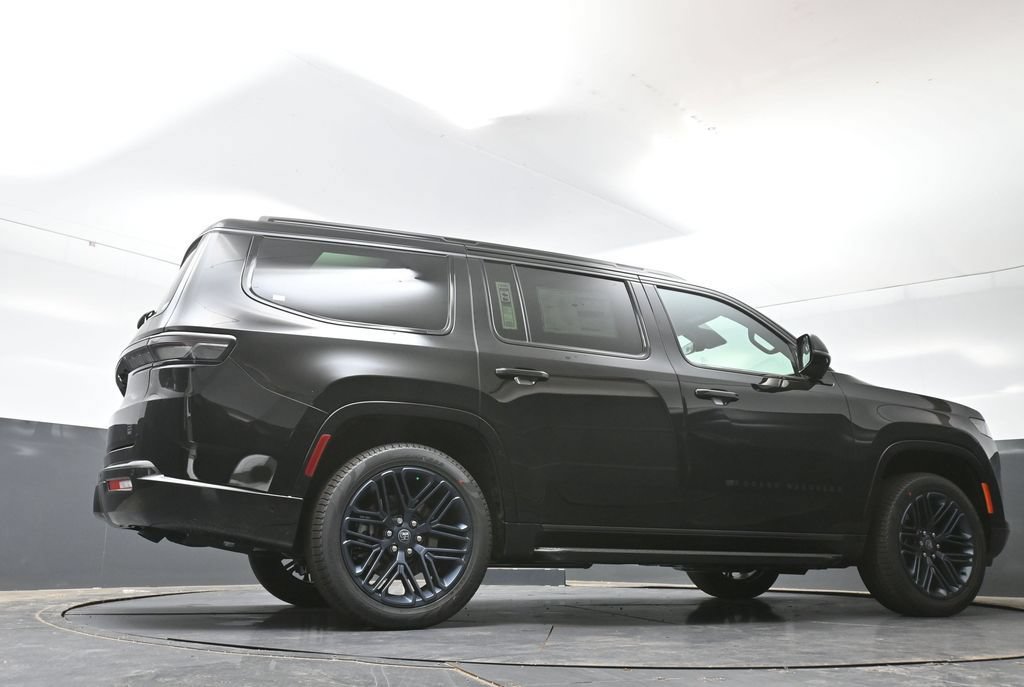New 2026 Jeep Grand Wagoneer 4WD image 37