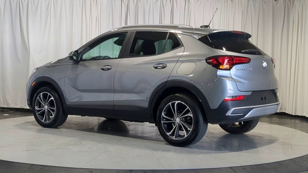 Used 2023 Buick Encore GX Select w/ Safety Package II FWD image 6