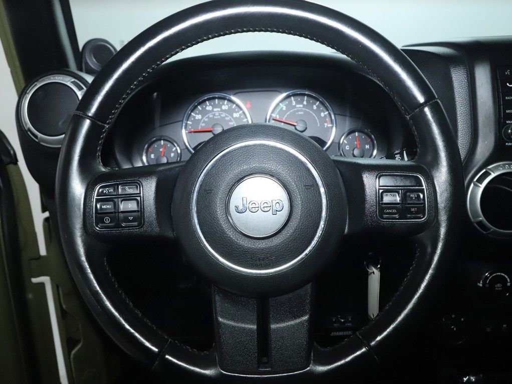 Used 2013 Jeep Wrangler Unlimited Sahara w/ Connectivity Group image 20