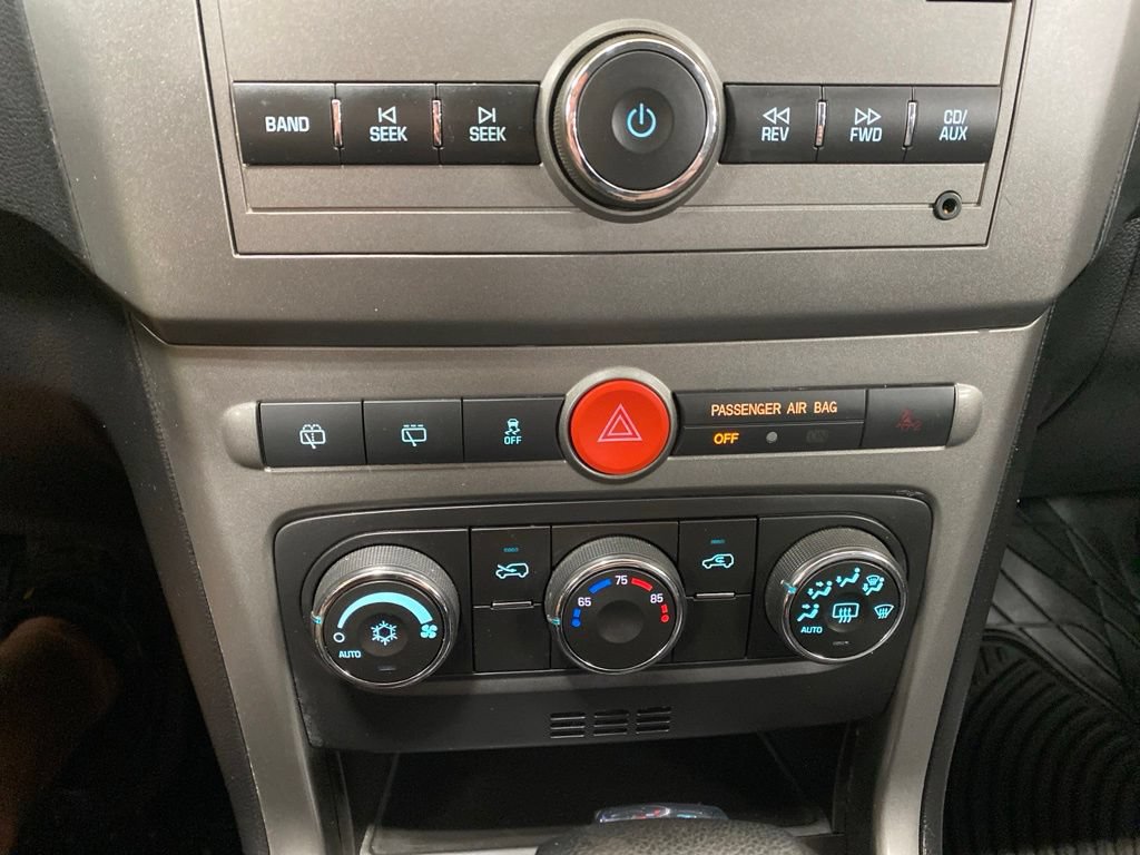 Used 2015 Chevrolet Captiva Sport LT FWD image 37