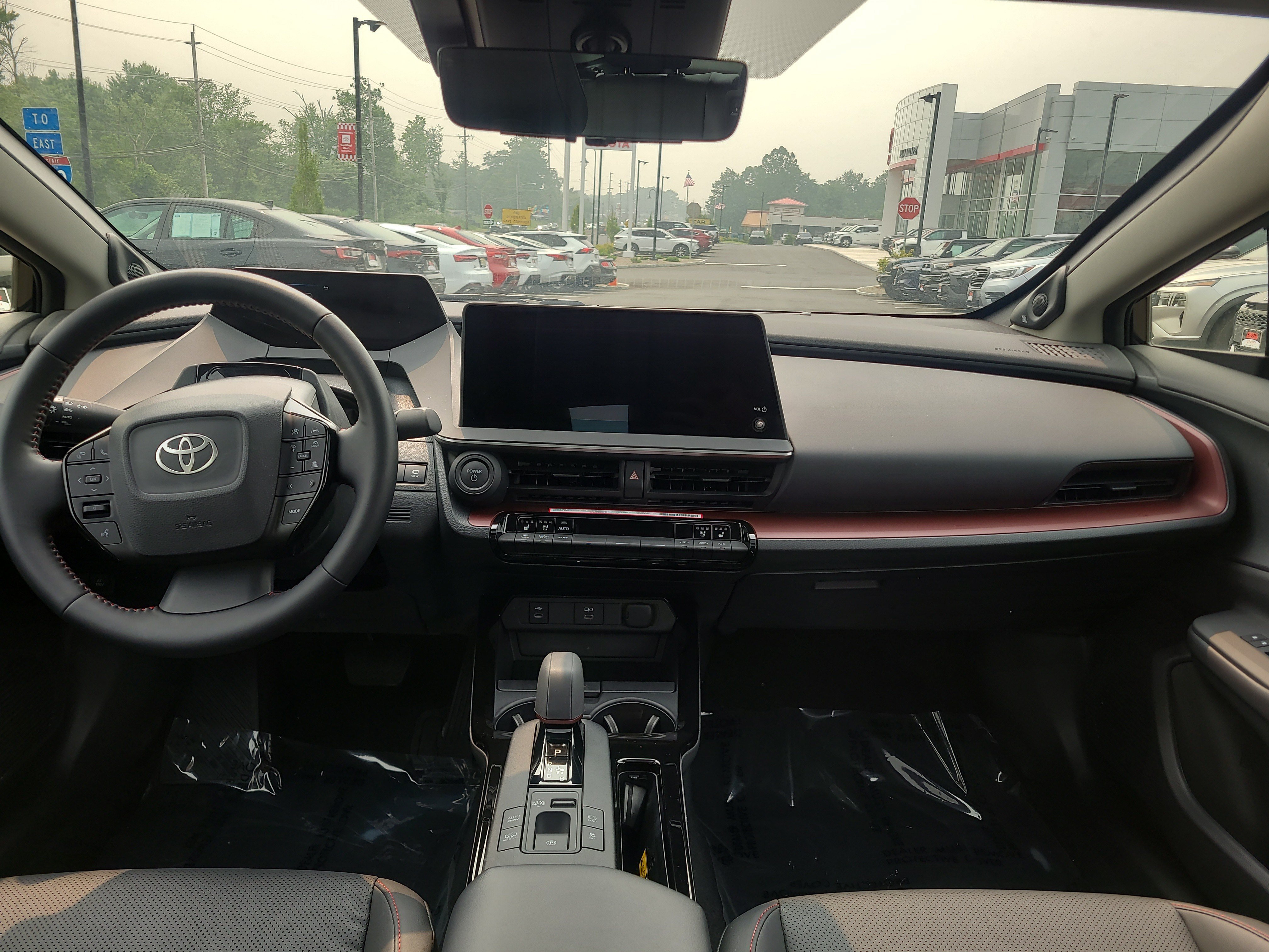 Certified 2024 Toyota Prius Prime Premium w/ Advanced Technology Package FWD image 18