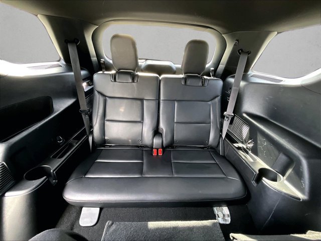 Used 2020 Ford Explorer XLT w/ Equipment Group 202A RWD image 30