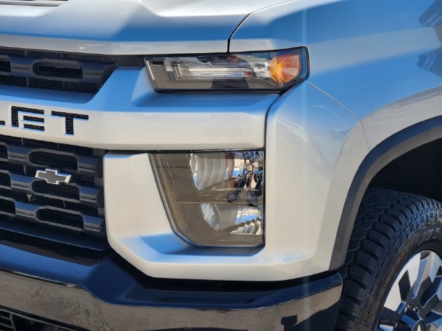 Used 2021 Chevrolet Silverado 2500 Custom w/ Custom Value Package AWD/4WD image 16