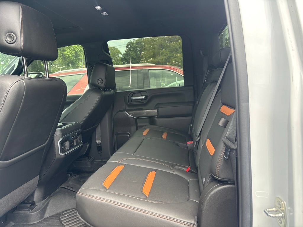 Used 2020 GMC Sierra 2500 AT4 w/ AT4 Premium Package AWD/4WD image 18