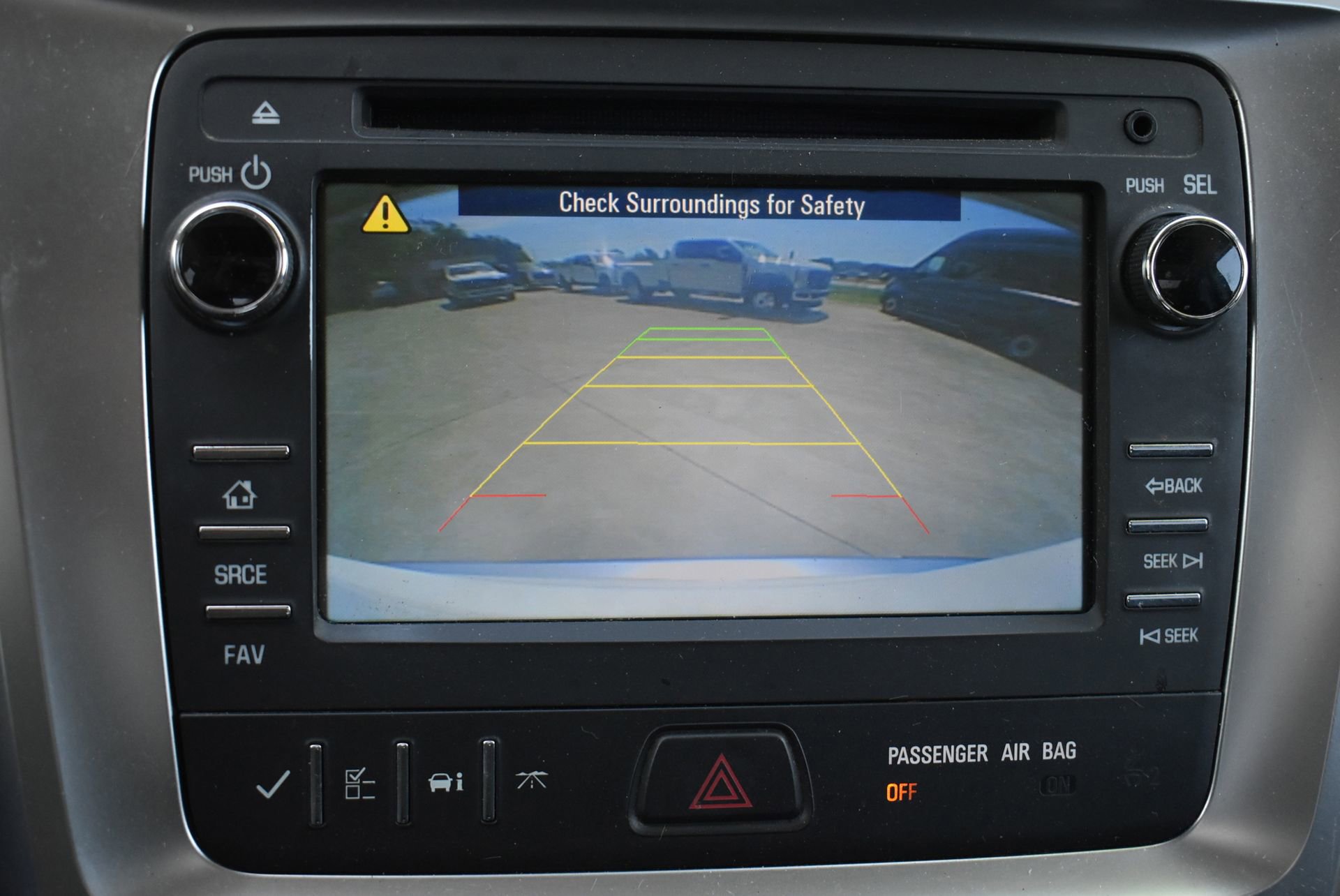 Used 2014 GMC Acadia SLE image 28