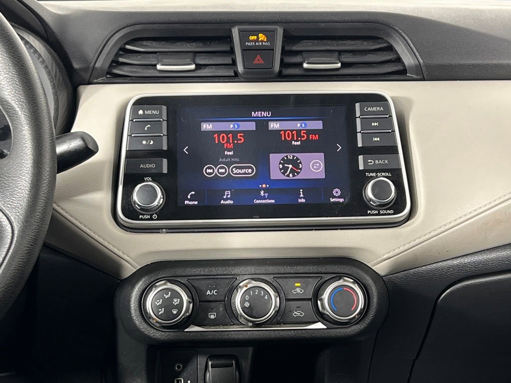 Used 2021 Nissan Versa SV image 24